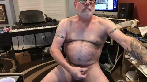 Snapshot of beavermower chatting on 01-26-25, 07:53 beavermower online show from 01-26-25, 07:53