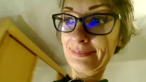 Raluca online show from 12-15-24, 07:42