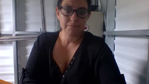 beccabee37 online show from 03-25-26, 04:24