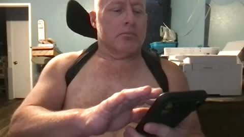 Snapshot of beckster040 chatting on 06-25-26, 05:34 beckster online show from 06-25-26, 05:34