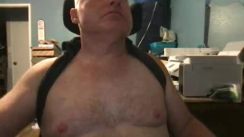Snapshot of beckster040 chatting on 07-02-26, 05:57 beckster online show from 07-02-26, 05:57
