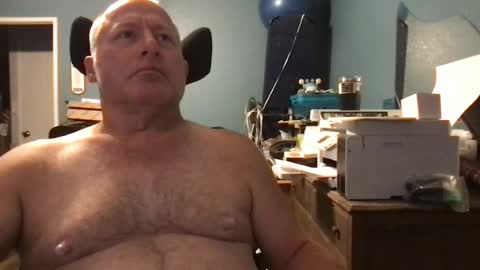Snapshot of beckster040 chatting on 08-05-26, 05:32 beckster online show from 08-05-26, 05:32