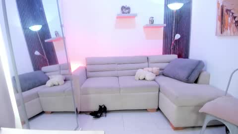 Snapshot of becky_vega chatting on 03-05-26, 10:55 Victoria online show from 03-05-26, 10:55