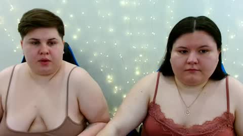 BeckyAndEllen online show from 04-07-26, 09:54