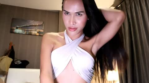 bee_thai online show from 08-03-26, 08:45