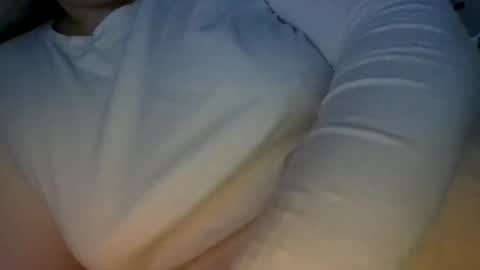 Snapshot of beeinmedeep chatting on 12-14-24, 01:39 beeinmedeep online show from 12-14-24, 01:39