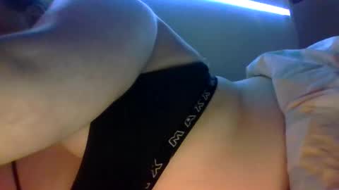 Snapshot of beeinmedeep chatting on 01-23-25, 12:46 beeinmedeep online show from 01-23-25, 12:46