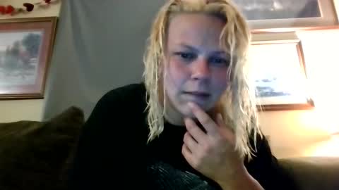 beendoinit680 online show from 06-08-26, 04:02