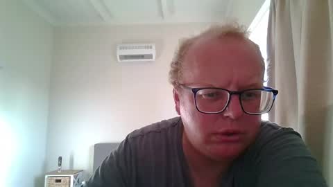 Snapshot of beentomars chatting on 03-27-26, 05:02 beentomars online show from 03-27-26, 05:02