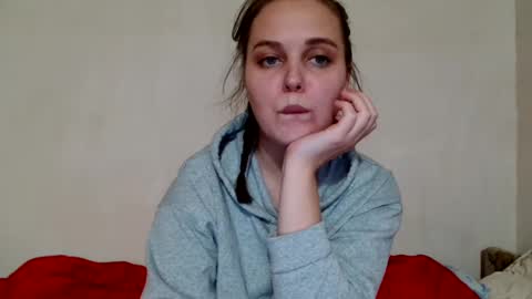 Snapshot of behappy4self chatting on 12-24-24, 02:33 fuckharddadyback online show from 12-24-24, 02:33