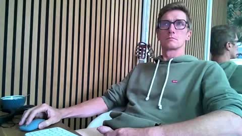 SexFriendFrance online show from 09-19-25, 11:00