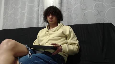 independent model online show from 01-18-25, 01:19