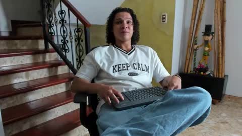 independent model online show from 11-08-25, 01:06