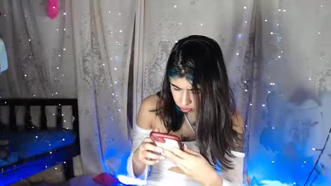 modelo independiente online show from 12-23-24, 03:50