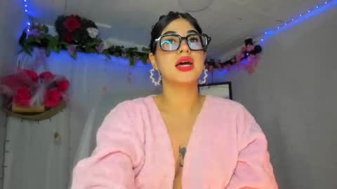 modelo independiente online show from 03-20-26, 12:04