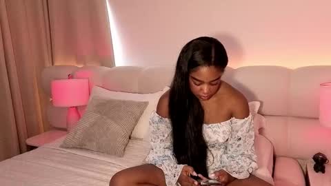 Snapshot of belkis_mills chatting on 11-21-25, 04:27 Belkis online show from 11-21-25, 04:27