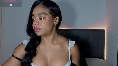Snapshot of belkis_mills chatting on 02-10-26, 04:00 Belkis online show from 02-10-26, 04:00