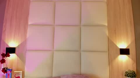 Bella cam online show from 07-09-26, 07:07