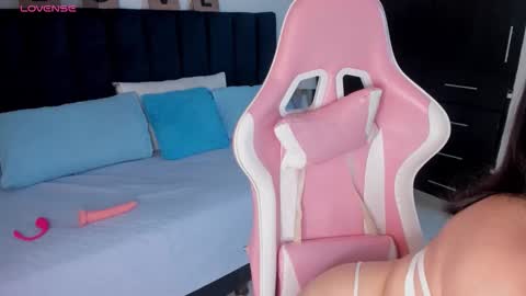 bella13_ online show from 03-23-26, 12:20