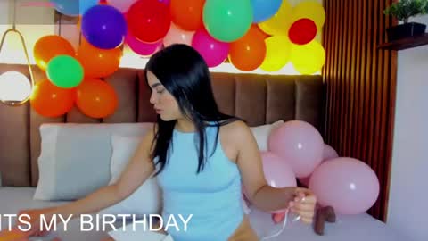 bella13_ online show from 07-21-26, 09:28