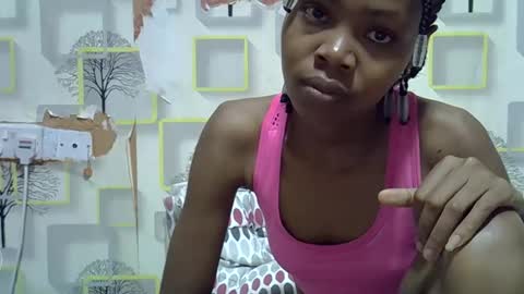 Bella online show from 10-21-25, 03:57