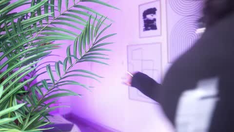    online show from 04-01-26, 11:44