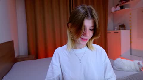 Bella online show from 11-02-25, 03:03