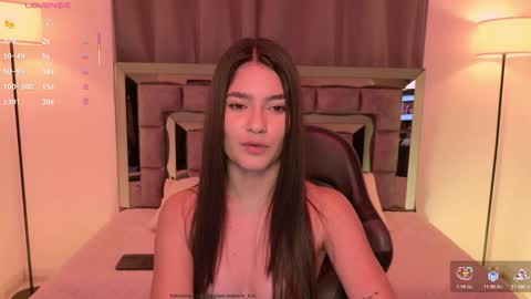 Snapshot of bella_clark2 chatting on 12-18-25, 04:51 Bella online show from 12-18-25, 04:51