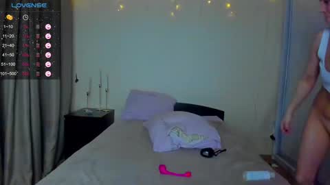 Snapshot of bella_foryou chatting on 01-05-25, 11:26 NastyaThere are legends that in this room all your wishes can come true  Private is Open online show from 01-05-25, 11:26