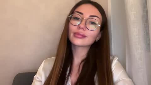 Snapshot of bella_foxxi chatting on 12-08-24, 02:52 bella_foxxi online show from 12-08-24, 02:52