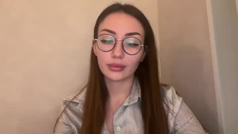 Snapshot of bella_foxxi chatting on 12-23-24, 08:36 bella_foxxi online show from 12-23-24, 08:36