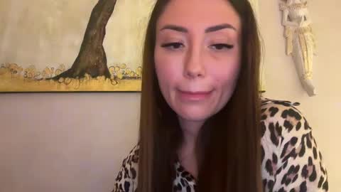 Snapshot of bella_foxxi chatting on 01-06-25, 07:56 bella_foxxi online show from 01-06-25, 07:56
