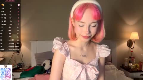 Jane online show from 10-20-25, 06:19