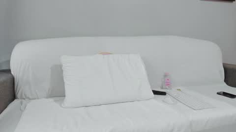 Snapshot of bella_hot77 chatting on 12-09-24, 12:19 Anna online show from 12-09-24, 12:19