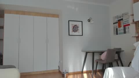 Snapshot of bella_hot77 chatting on 01-31-25, 12:29 Anna online show from 01-31-25, 12:29