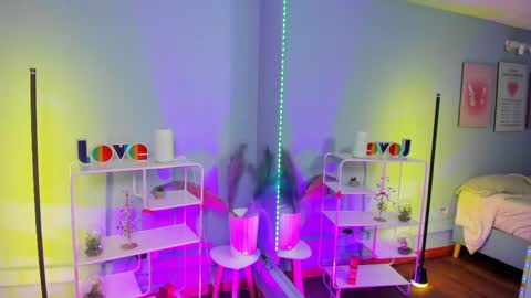  Bella  online show from 03-24-26, 03:33