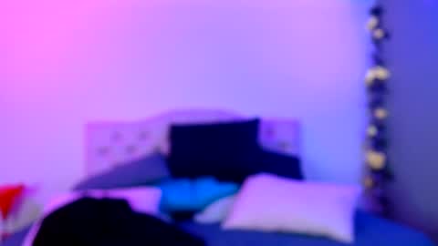 Snapshot of bella_lr chatting on 07-14-26, 01:52 Valentina online show from 07-14-26, 01:52