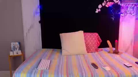 BELLA online show from 03-21-26, 04:17