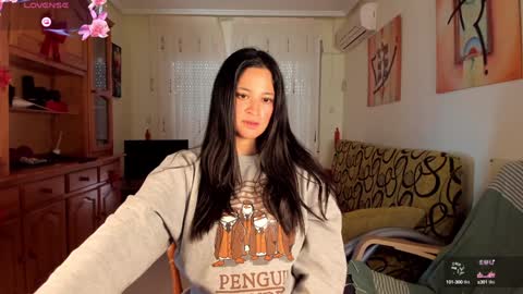 Snapshot of bella_pocahontas3 chatting on 01-15-25, 11:32 bella_pocahontas3 online show from 01-15-25, 11:32