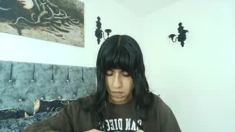Bella online show from 06-14-26, 01:14