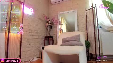 Snapshot of bella_posh chatting on 06-27-26, 12:22 bella_posh online show from 06-27-26, 12:22