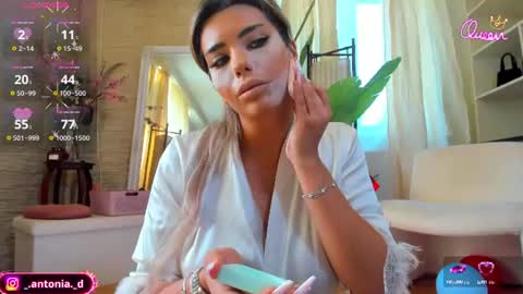Snapshot of bella_posh chatting on 08-06-26, 06:59 bella_posh online show from 08-06-26, 06:59