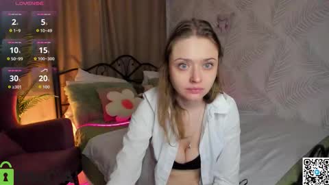 Linda Bella online show from 12-22-25, 12:51