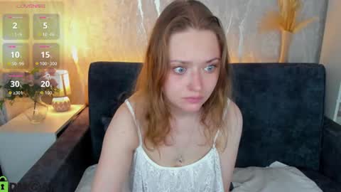 Linda Bella online show from 07-05-26, 01:01