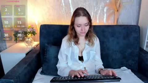 Linda Bella online show from 07-26-26, 01:14