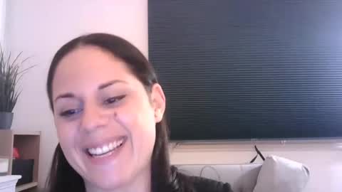 bella_sexy_feet online show from 12-14-24, 05:03