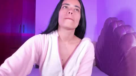 Valeria Model Independent online show from 11-20-25, 05:18