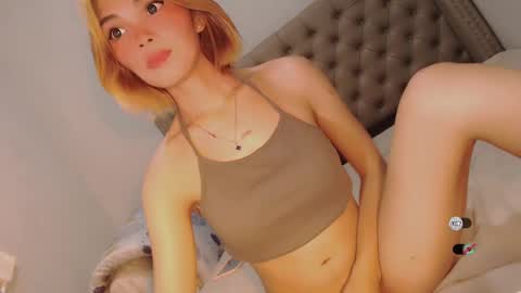 Snapshot of bella_tara chatting on 02-02-25, 02:38 Bella online show from 02-02-25, 02:38