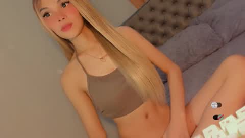 Bella online show from 02-06-26, 01:21