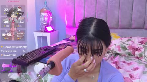 Snapshot of bella_thix chatting on 01-30-25, 09:04 Bella online show from 01-30-25, 09:04